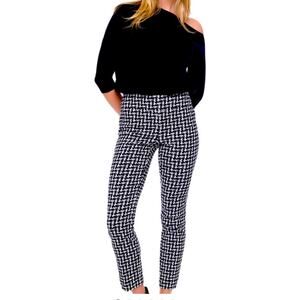 Up! Slimming Black & White Houndstooth Ankle Pant (Sz 6)